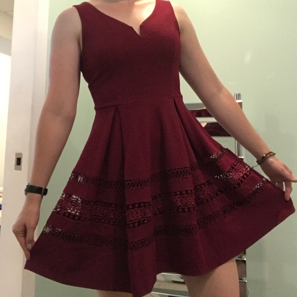 Homecoming dress, Annabella size M in crimson